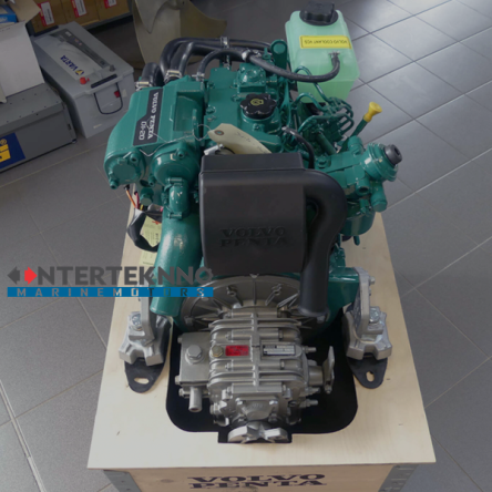 Volvo Penta D1 20 Marine Diesel Engine 18.8 HP